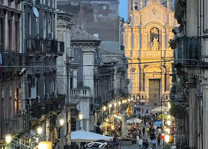 Trewhella Home, Centro Storico, Duomo
